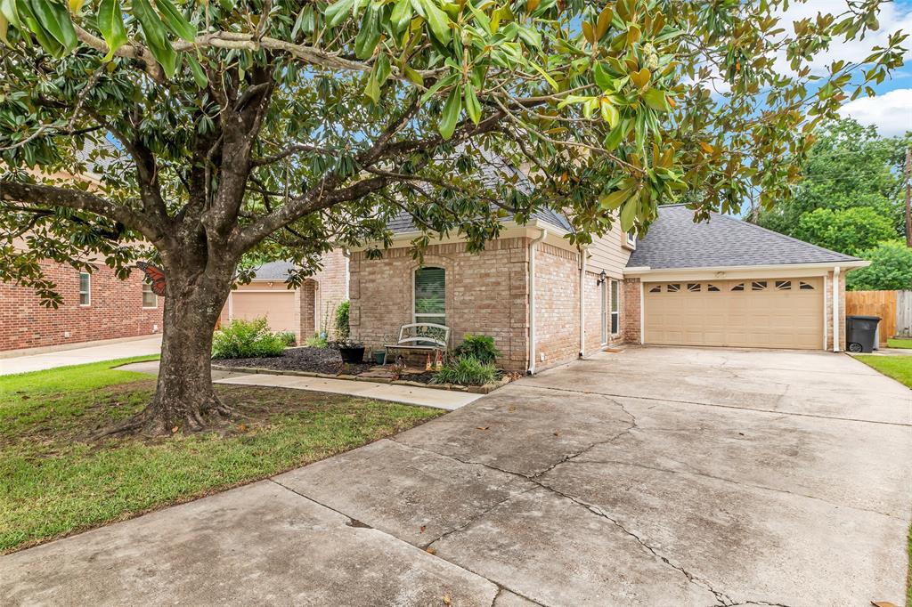 3302 Candlelon Drive