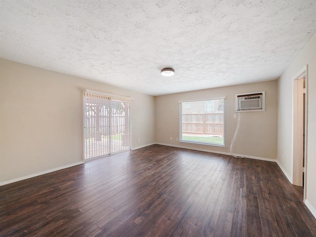10913 Idlewood Court