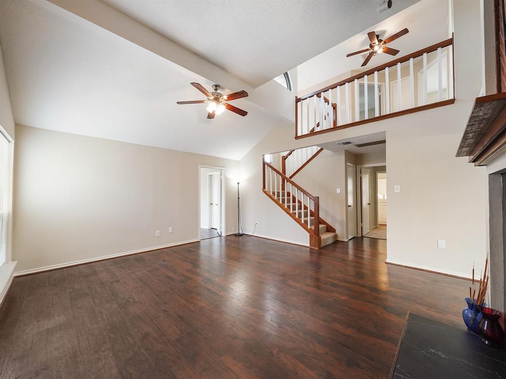 10913 Idlewood Court