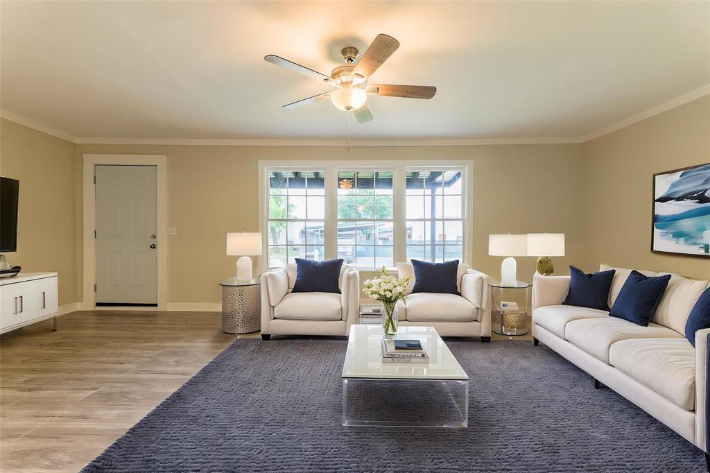 208 W Jefferson Street, Trinity, Texas image 4