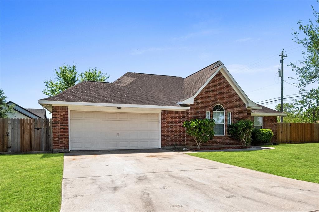 13331 Kaylee Lane, Santa Fe, Texas image 1