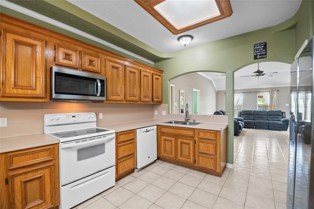 13331 Kaylee Lane, Santa Fe, Texas image 7