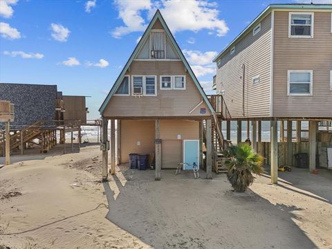 109 Beach Dr Surfside Beach TX 77541