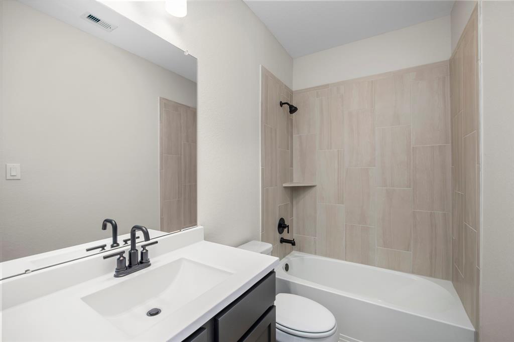 13801 Blue Breaker Drive, Texas City, Texas image 10