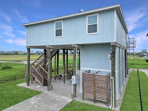 A home in Crystal Beach