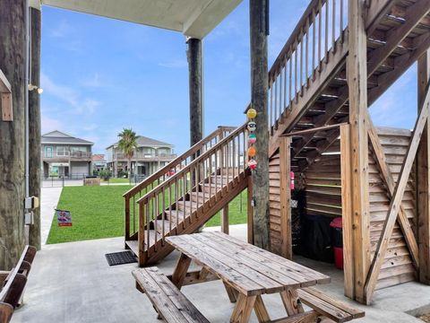 A home in Crystal Beach