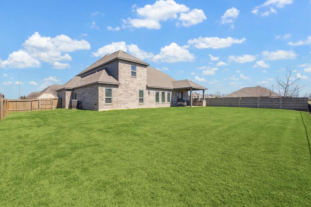 2718 Emerald Pines Lane, Iowa Colony, Texas image 27