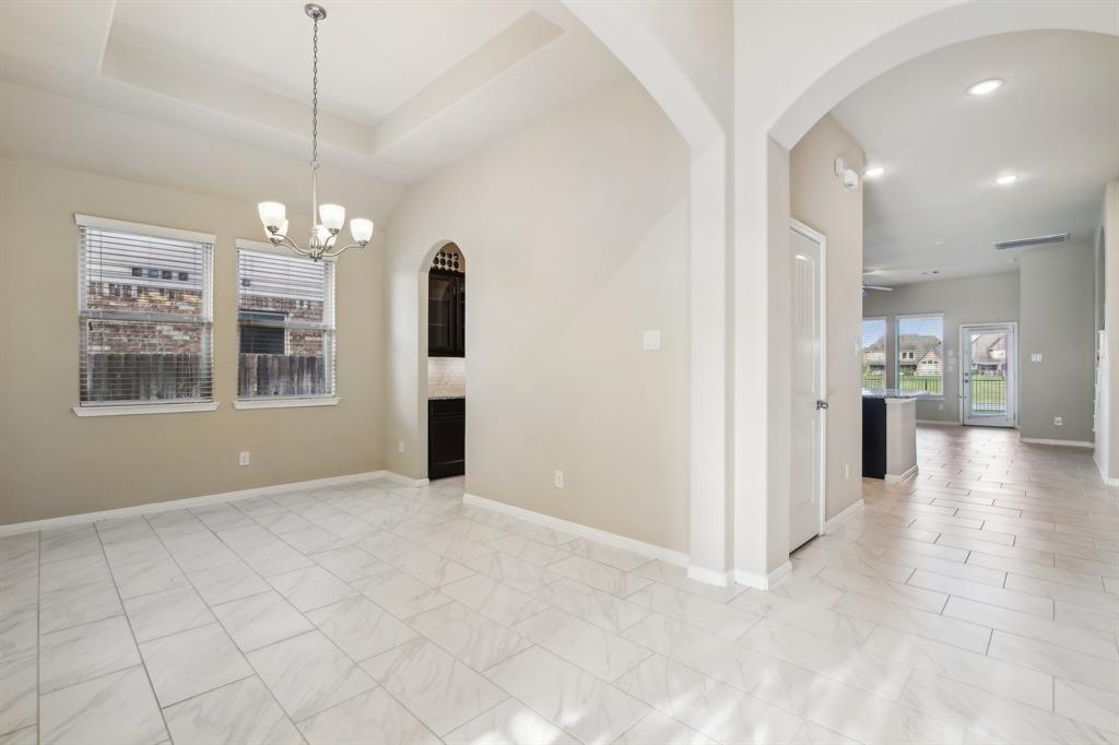 4310 Treccia Court, Katy, Texas image 12