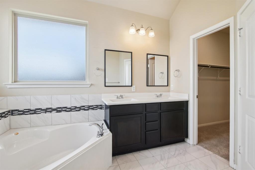 4310 Treccia Court, Katy, Texas image 20