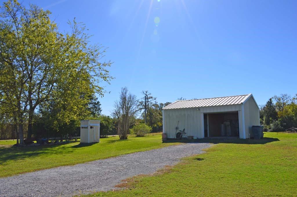 19097 County Road 124, Bedias, Texas image 21