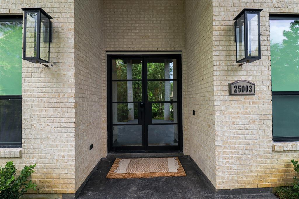 25003 Tarlton Court