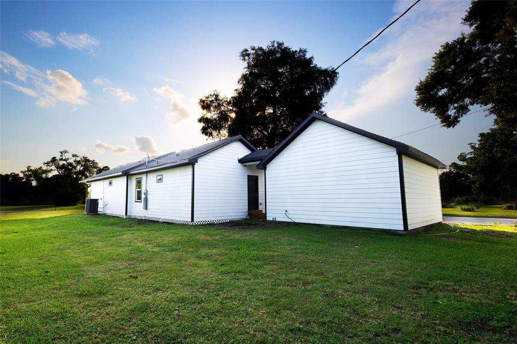 601 S Carroll Street, La Porte, Texas image 20