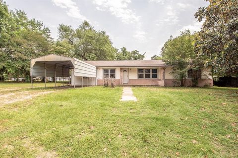 Photo of 530 Sierra Drive, Rockdale, TX 76567 (MLS # 67967499) Photo of 530 Sierra Drive, Rockdale, TX 76567 (MLS # 67967499)