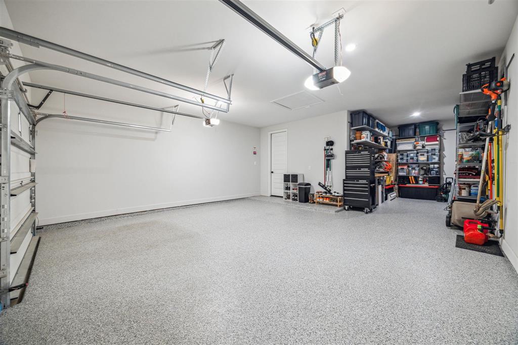 7203 Monarch Drive, Katy, Texas image 33