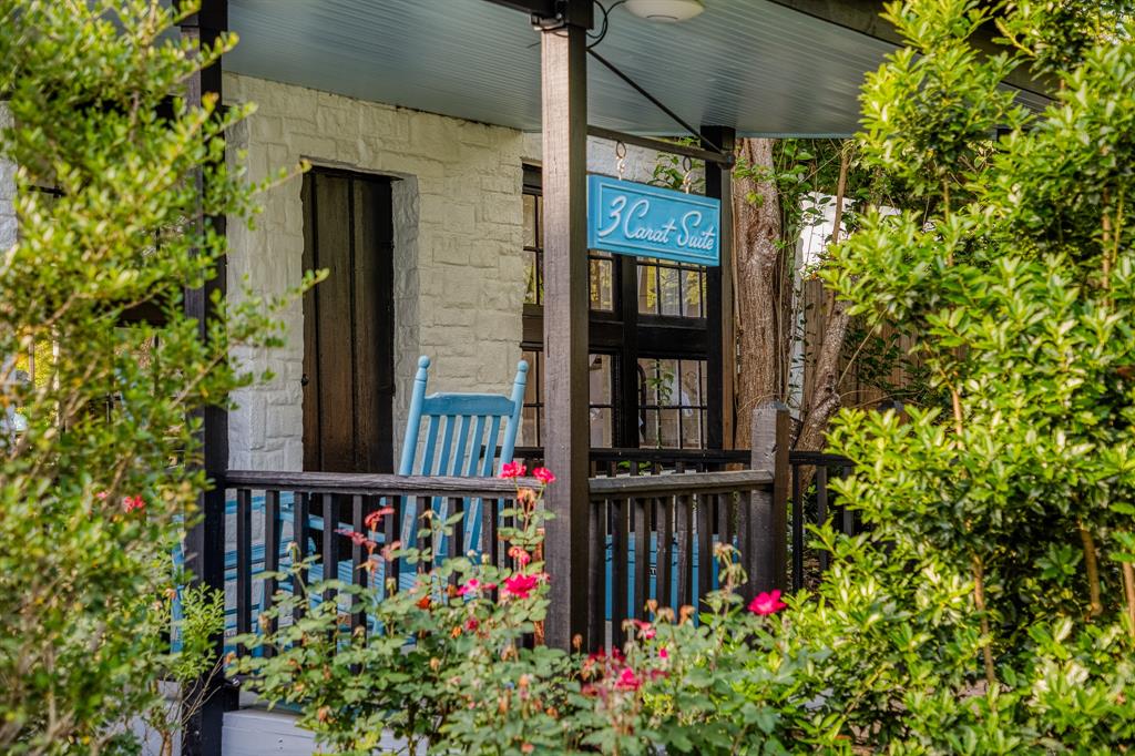 404 N Live Oak Street, Round Top, Texas image 44