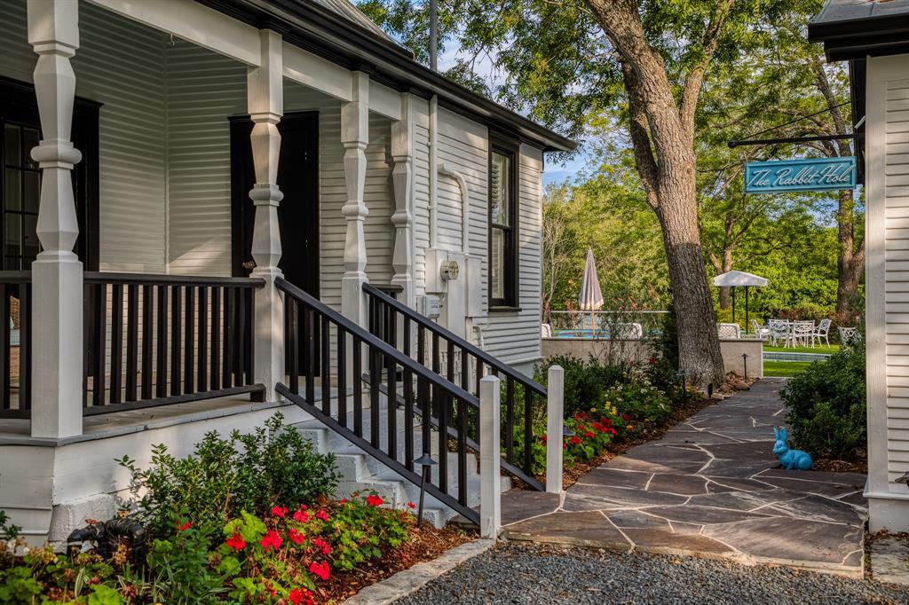 404 N Live Oak Street, Round Top, Texas image 31