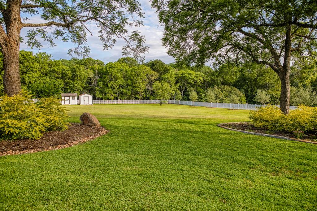404 N Live Oak Street, Round Top, Texas image 49