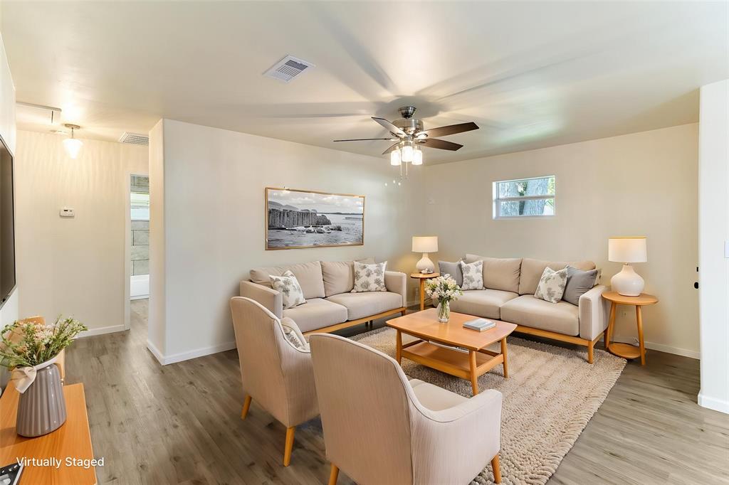 401 S Fig Street, Sweeny, Texas image 3