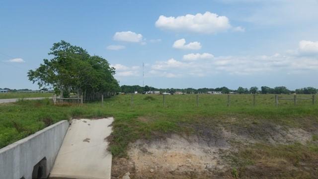 11.89 County Road 341, Angleton, Texas image 14