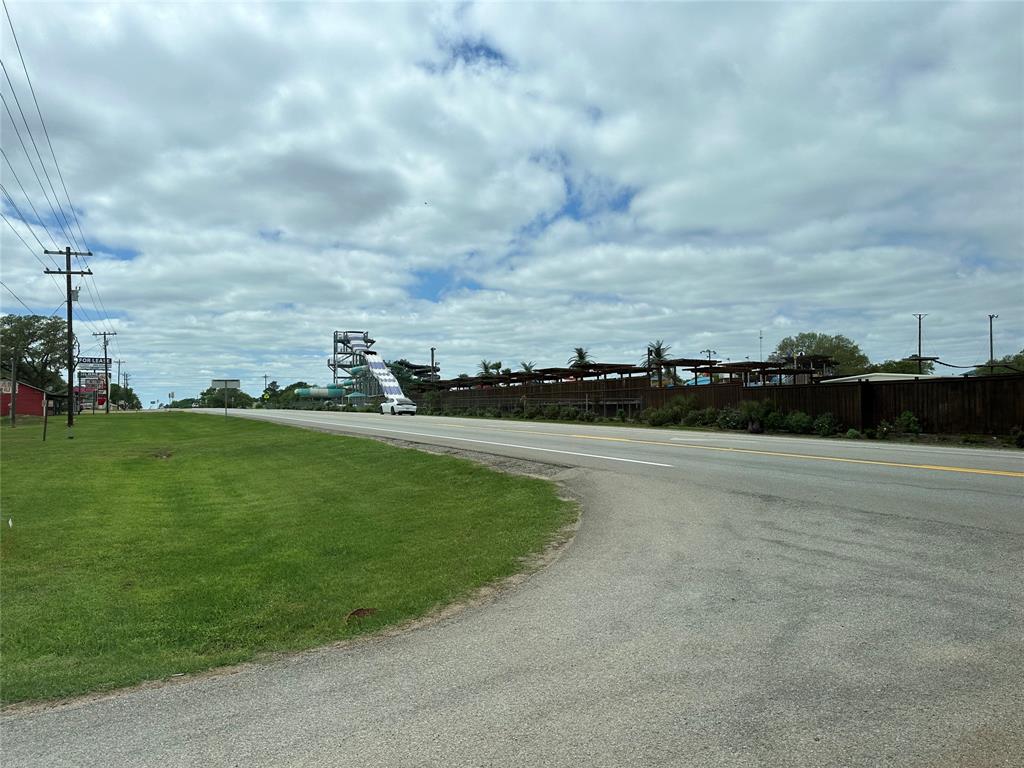 1203 Highway 90a, Sheridan, Texas image 11