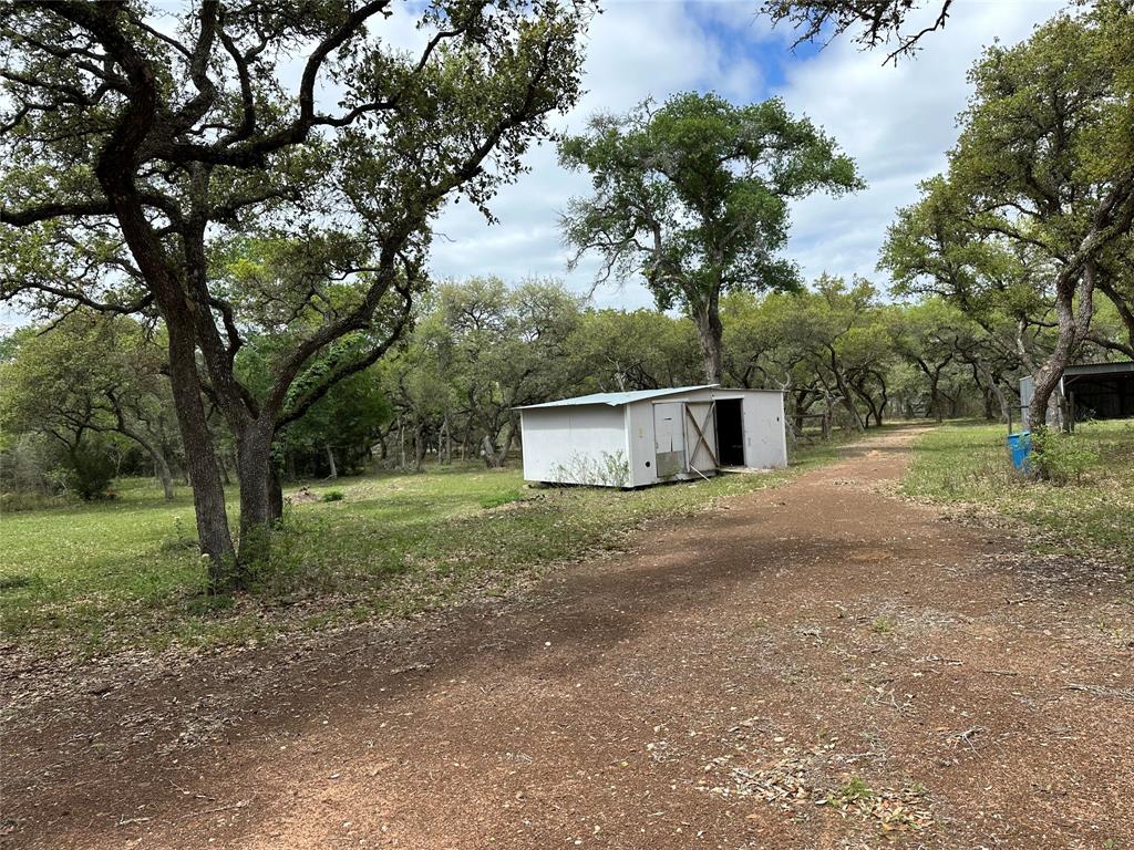1203 Highway 90a, Sheridan, Texas image 5