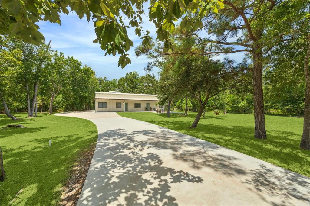 1425 Oak Hollow Drive