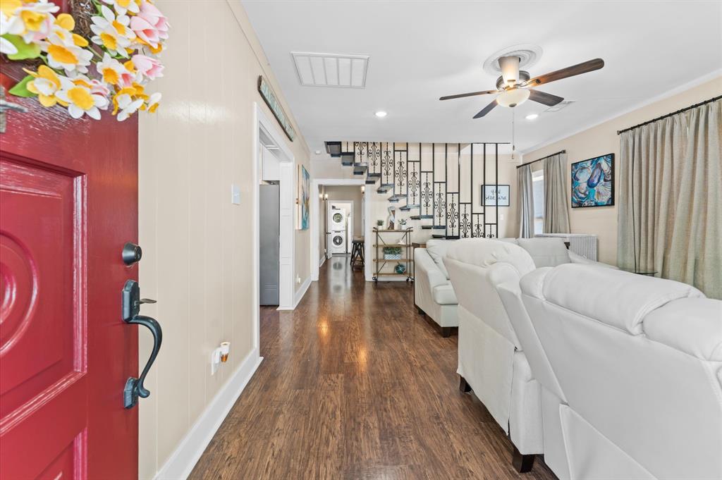 3623 Bernardo De Galvez, Galveston, Texas image 5