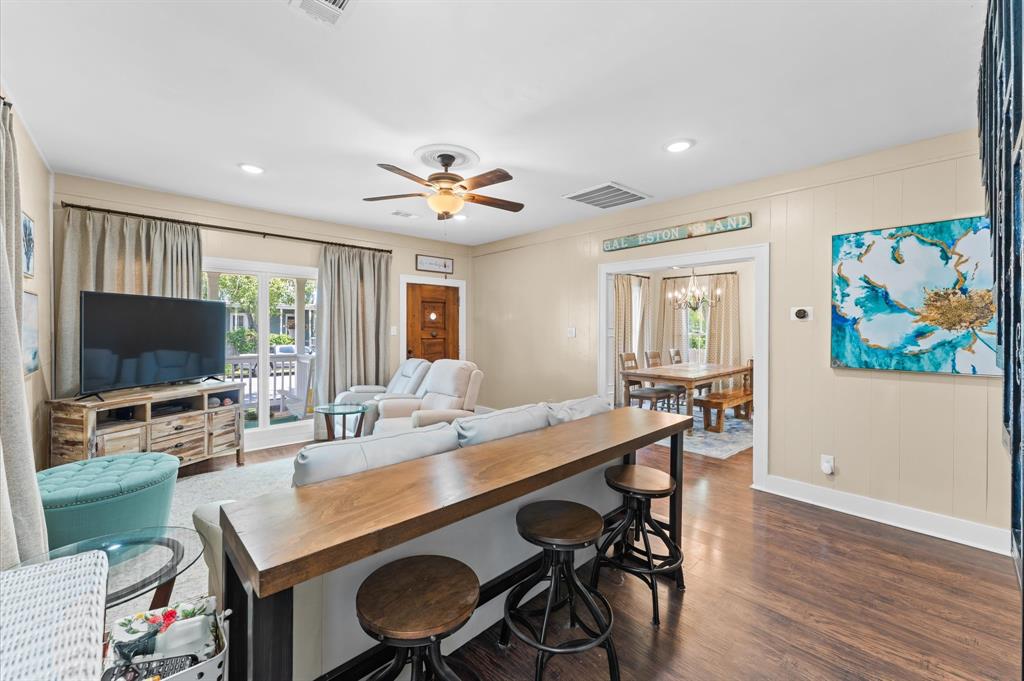 3623 Bernardo De Galvez, Galveston, Texas image 13