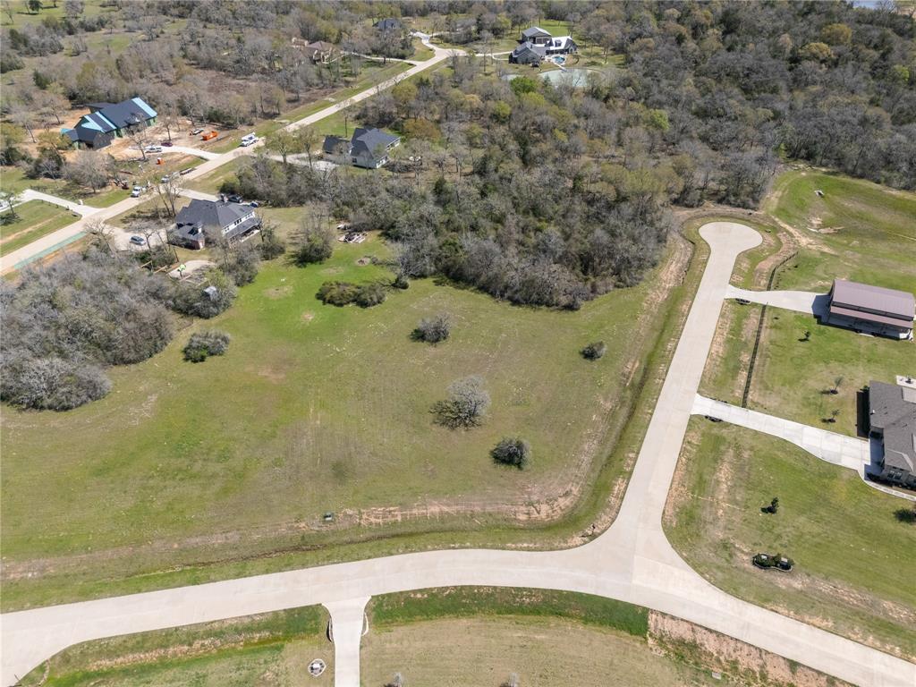 401 Silverton Circle, Hempstead, Texas image 5