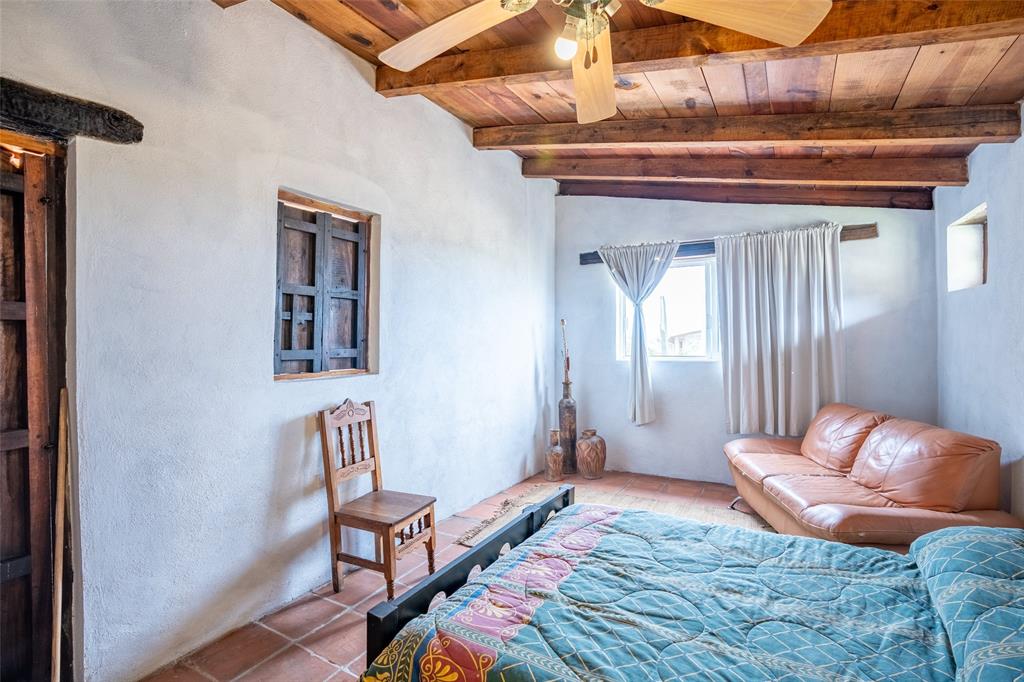 Tennessee 37886, Mexico, 5 Bedrooms Bedrooms, ,2 BathroomsBathrooms,Residential,Active,185723