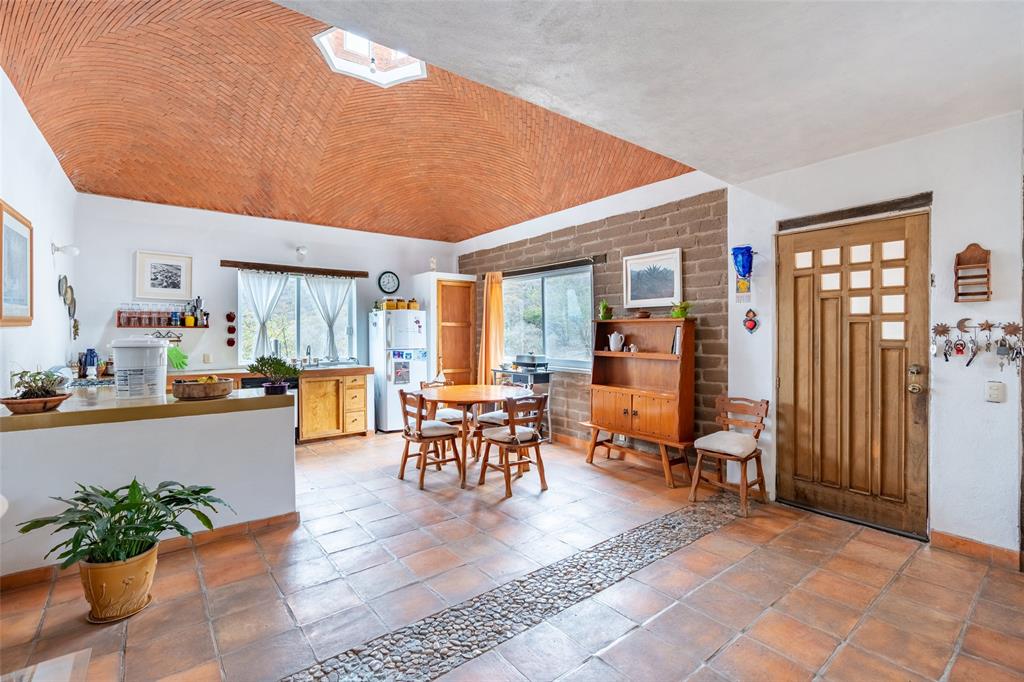 Tennessee 37886, Mexico, 5 Bedrooms Bedrooms, ,2 BathroomsBathrooms,Residential,Active,185723