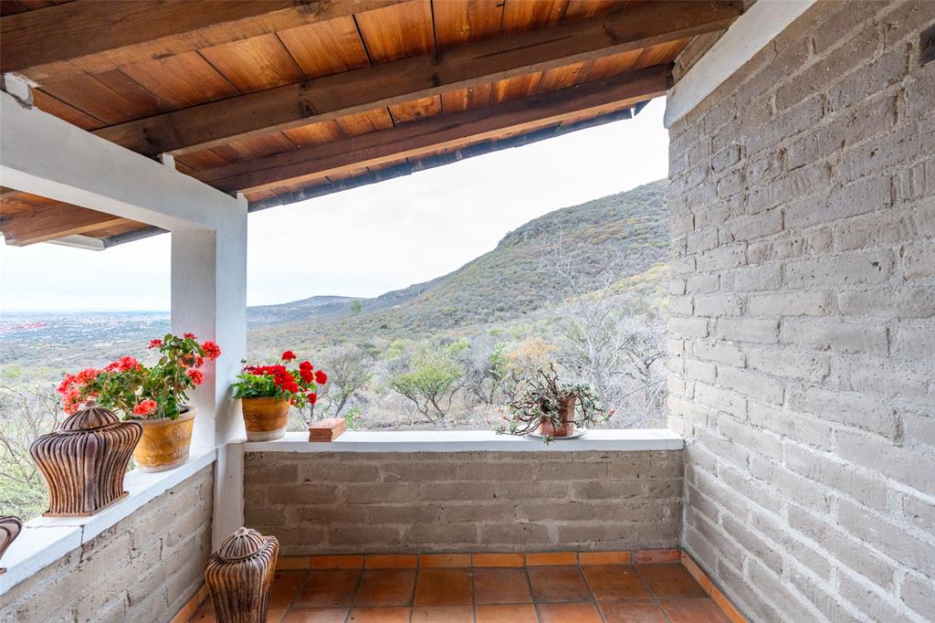 Tennessee 37886, Mexico, 5 Bedrooms Bedrooms, ,2 BathroomsBathrooms,Residential,Active,185723