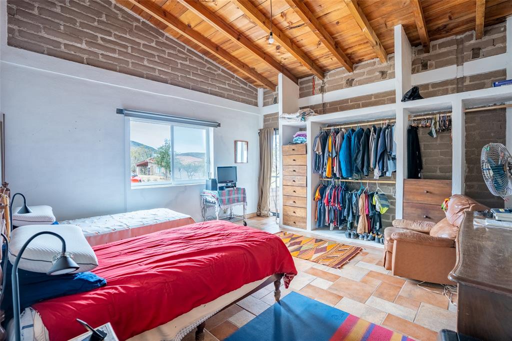 Tennessee 37886, Mexico, 5 Bedrooms Bedrooms, ,2 BathroomsBathrooms,Residential,Active,185723