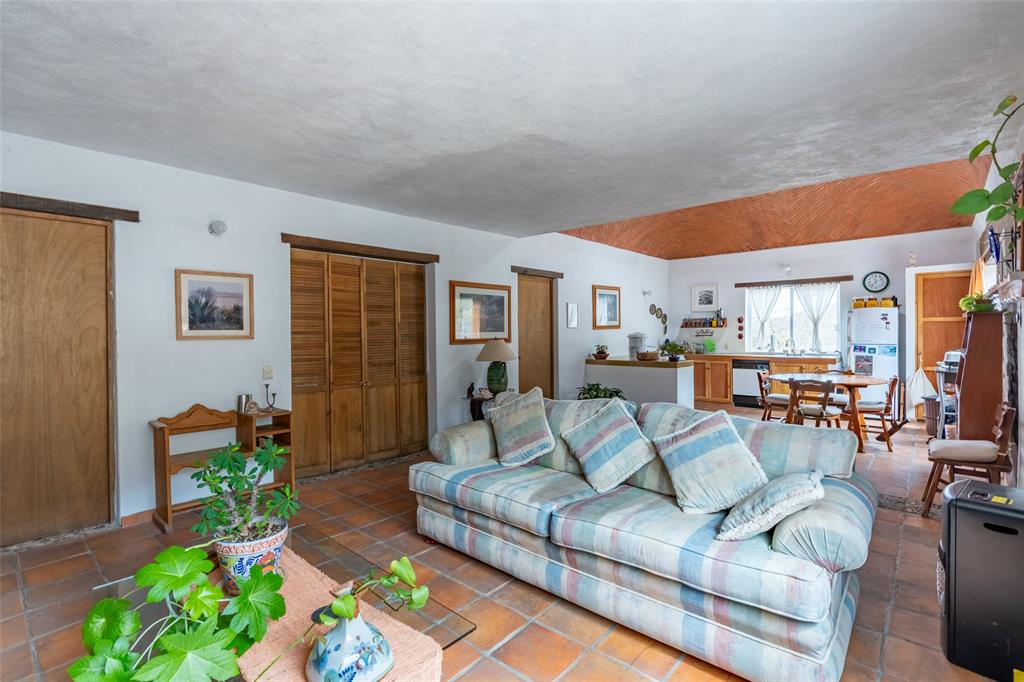 Tennessee 37886, Mexico, 5 Bedrooms Bedrooms, ,2 BathroomsBathrooms,Residential,Active,185723