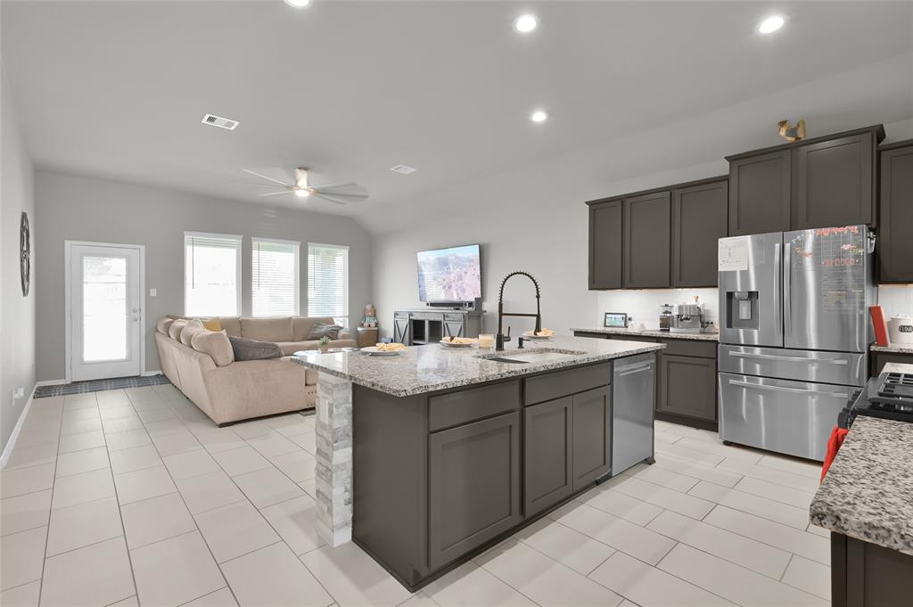 11510 Gingerland Drive, Conroe, Texas image 10