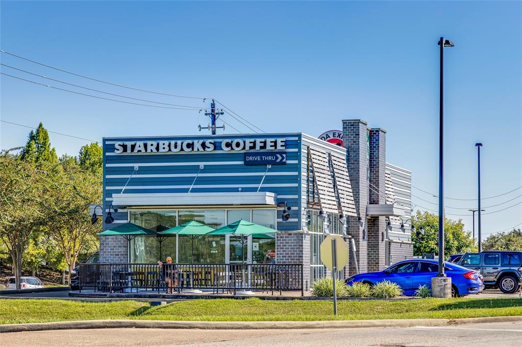 406 Robin Street, Angleton, Texas image 21