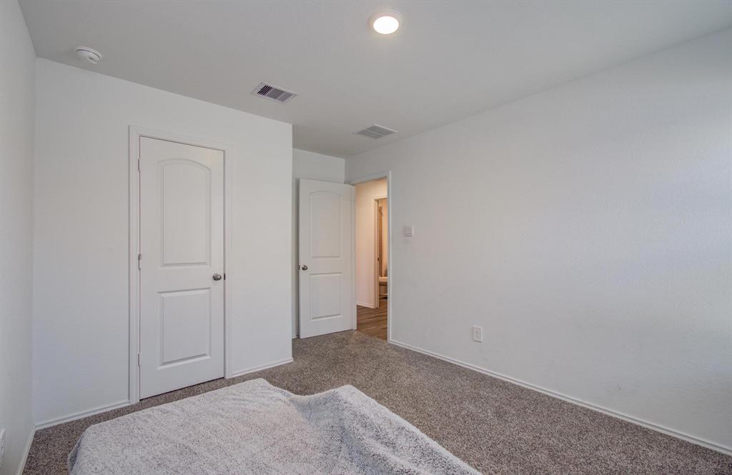 24322 Saddlestone Green Drive, Spring, Texas image 19