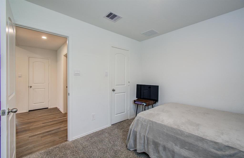 24322 Saddlestone Green Drive, Spring, Texas image 17