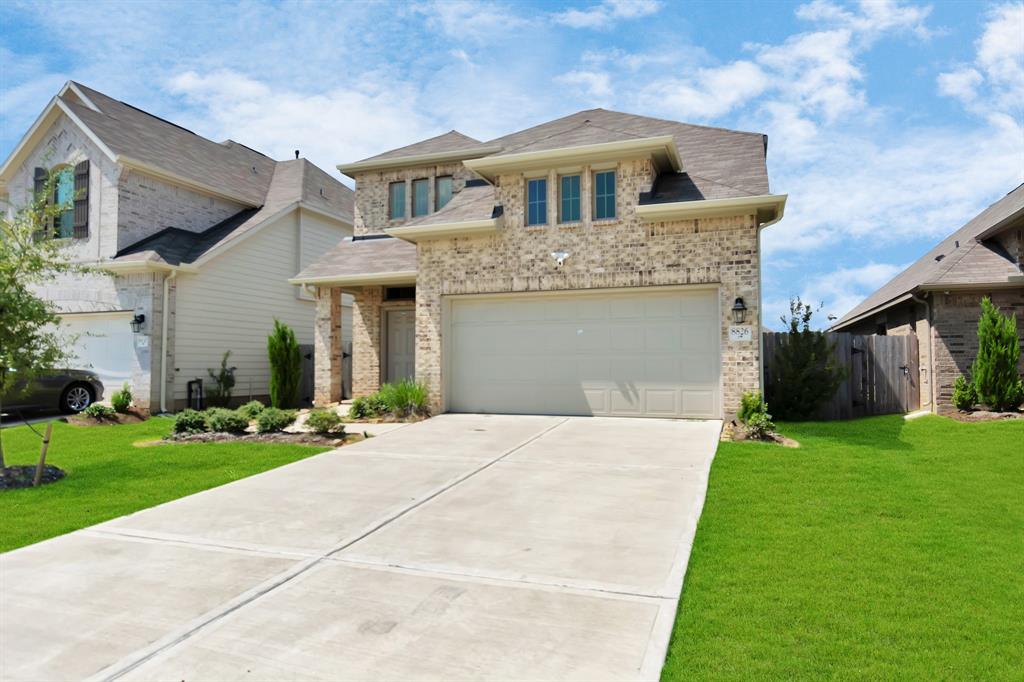8826 Trenton Landing Lane, Richmond, Texas image 2