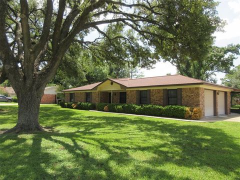 Photo of 9213 Hammerly Boulevard, Houston, TX 77080 (MLS # 65315151)