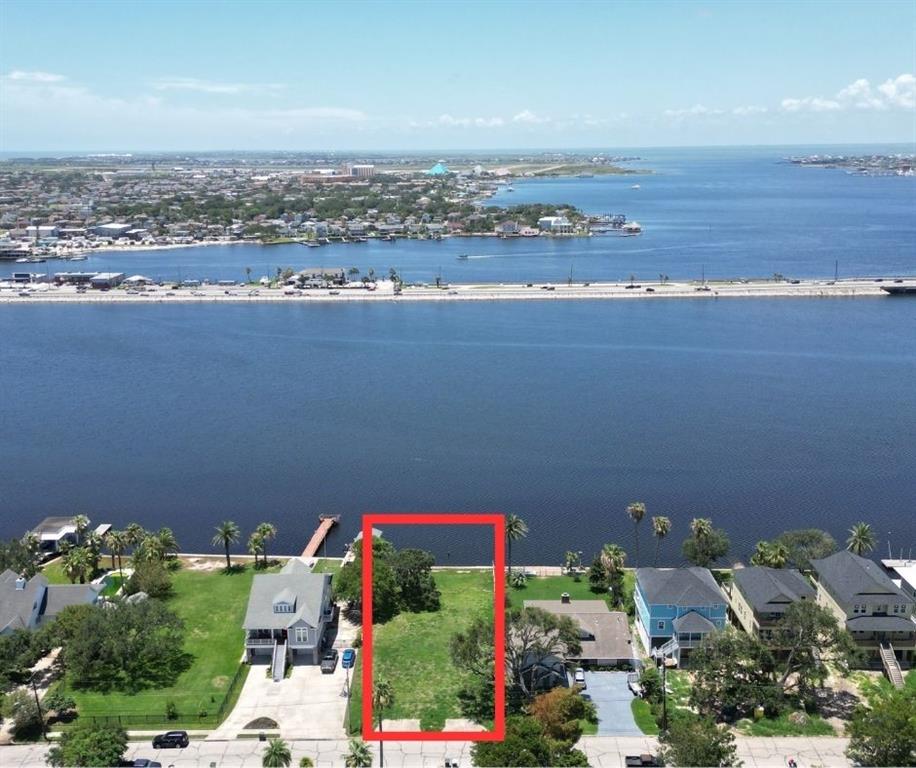 1609 Bayou Shore Drive, Galveston, Texas image 4