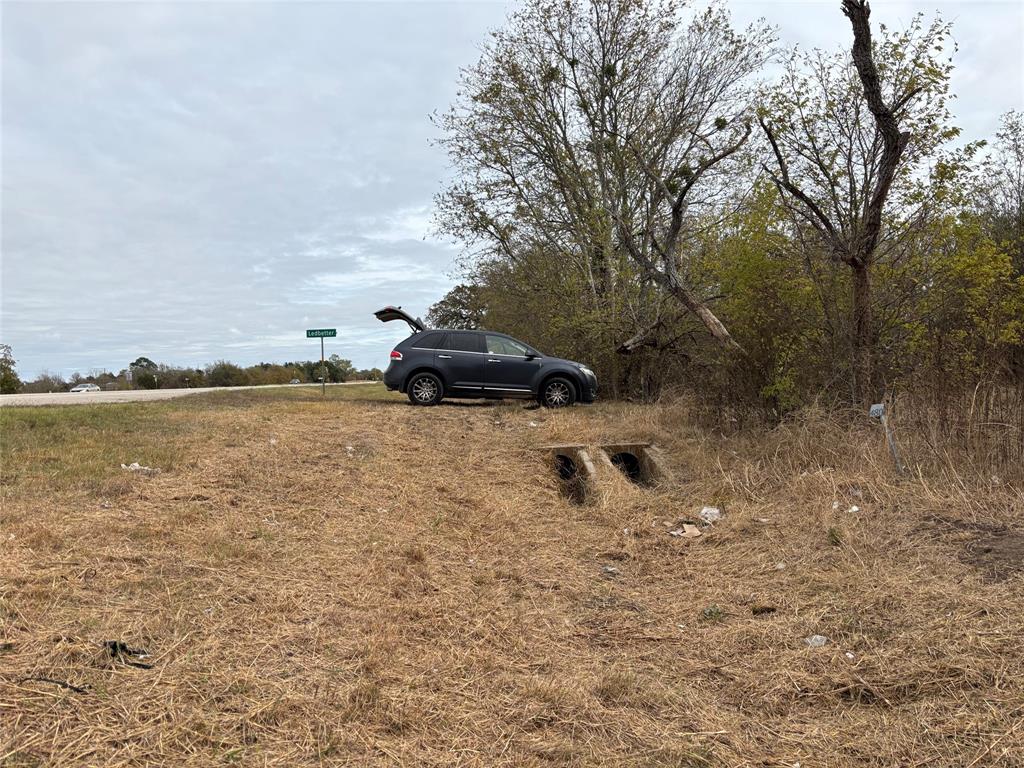 500 W Highway 290, Ledbetter, Texas image 2