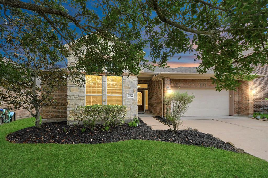 5409 Tara Oaks Court, Rosharon, Texas image 1