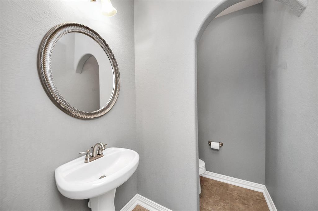 5409 Tara Oaks Court, Rosharon, Texas image 22