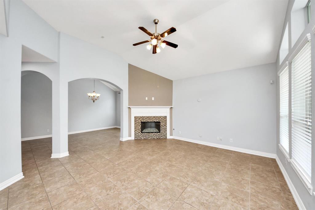 5409 Tara Oaks Court, Rosharon, Texas image 6