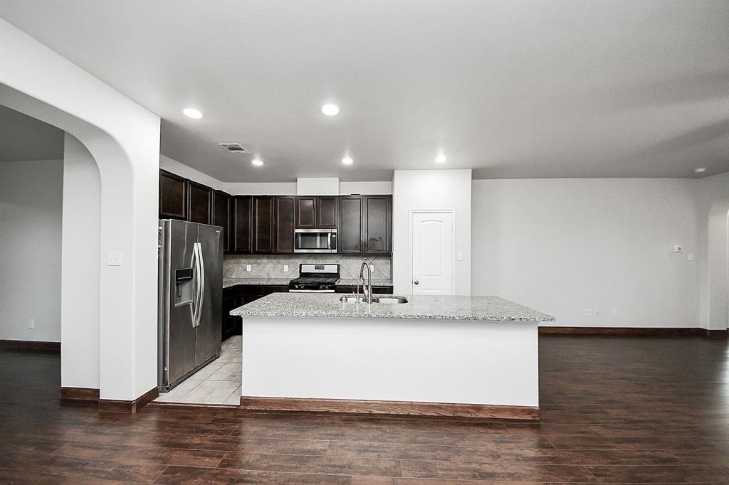 17031 Iver Ironwood Trail, Richmond, Texas image 11
