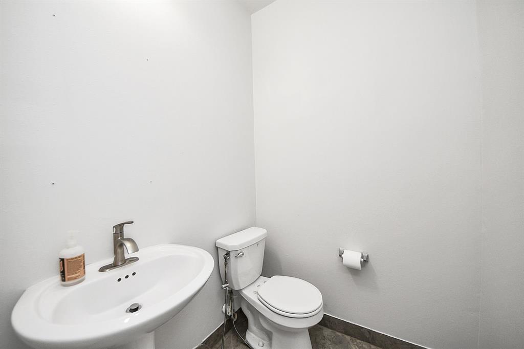 17031 Iver Ironwood Trail, Richmond, Texas image 36