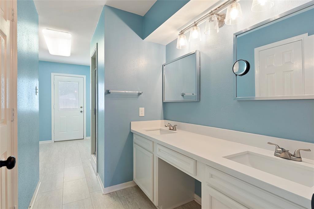 1402 Osborne Drive, Friendswood, Texas image 15