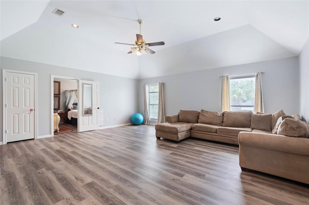 1402 Osborne Drive, Friendswood, Texas image 19