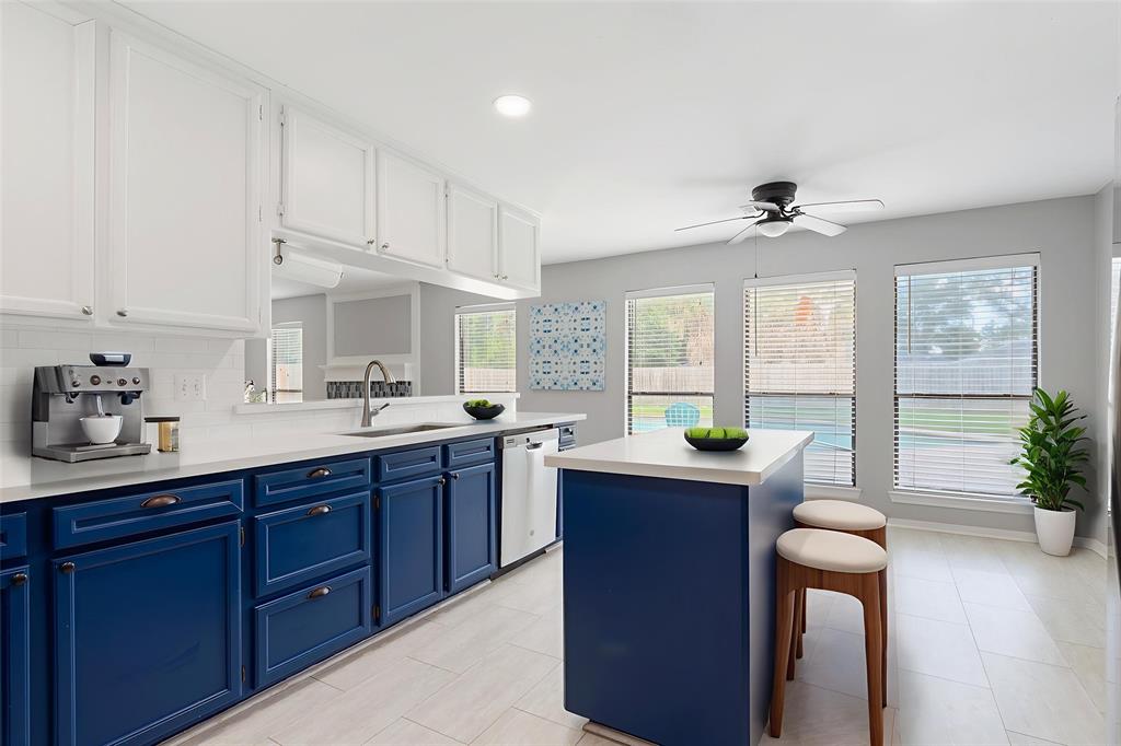1402 Osborne Drive, Friendswood, Texas image 6